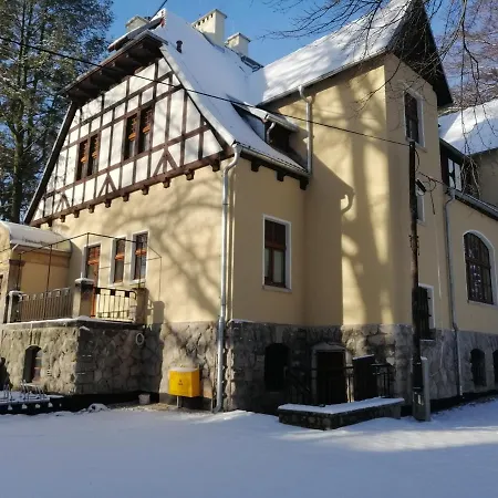 Sanatorium Dąbrówka *