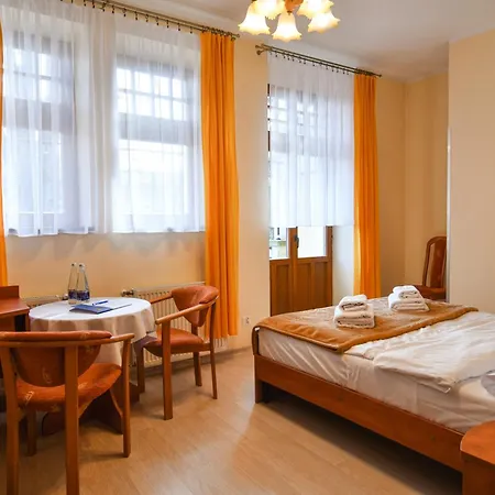 Hotel apartamentowy Sanatorium Dąbrówka