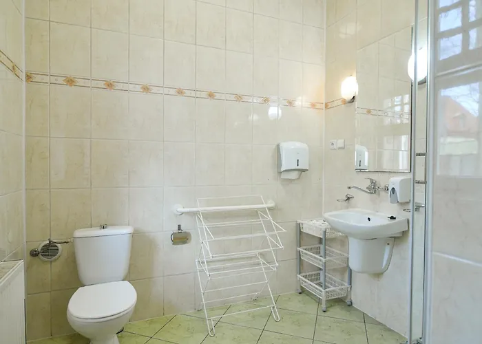 Dabrowka アパートホテル シュツァブノ・ズドルイ